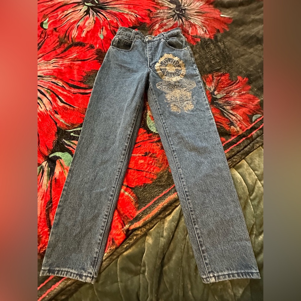 Vintage Gianfranco Ferre Jeans Made in Italy: Embroidered Y2K Designer Denim